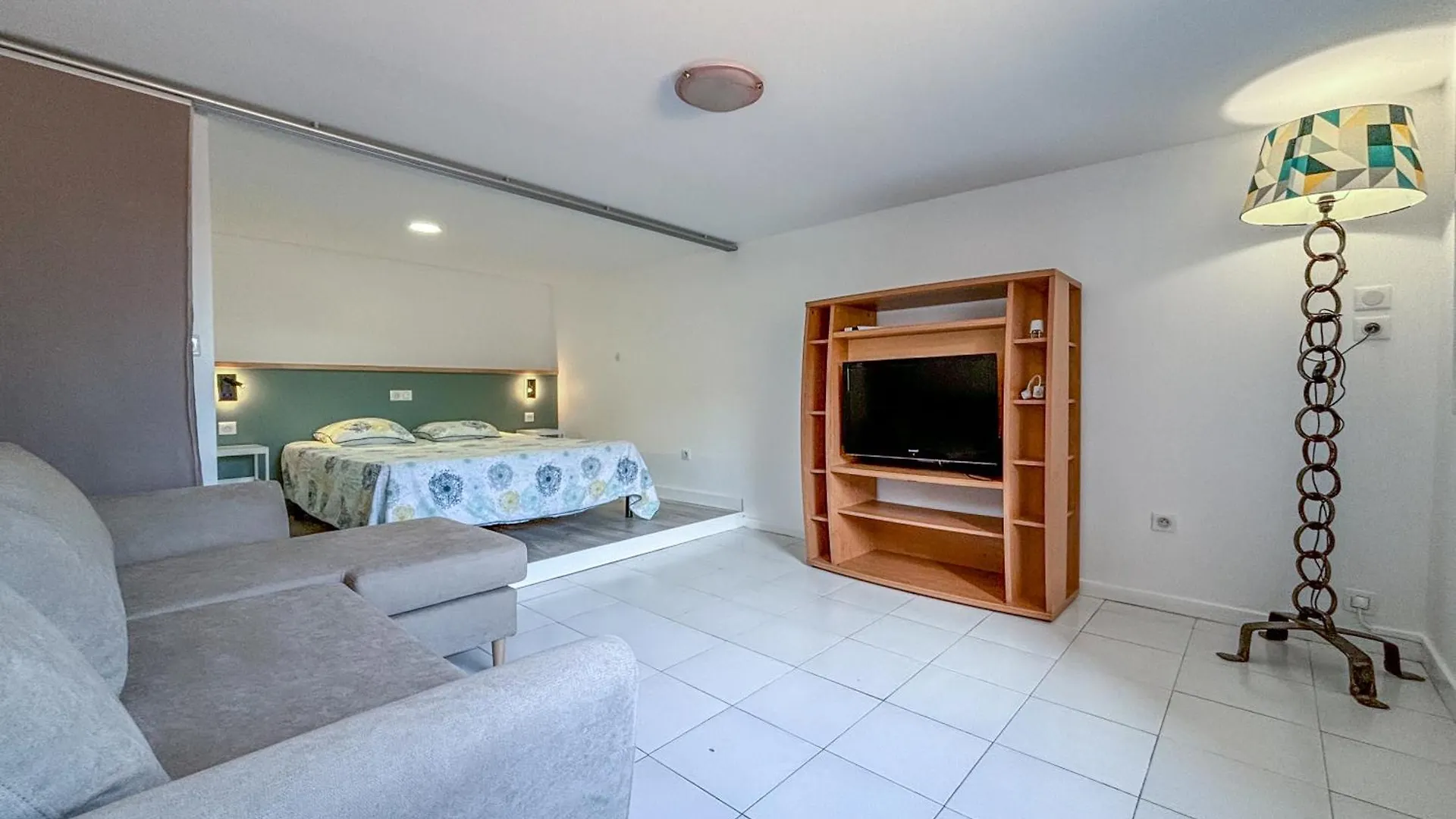 Apartment Charmant Rez-De-Villa Avec Piscine Et Terrasse Le Plan-de-la-Tour